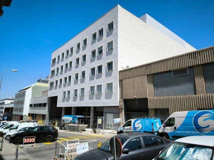 Terminando las obras de rehabilitación de edificio para Residencia de Estudiantes en Manuel Tovar